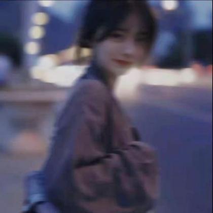 模糊感小众女头像 高清温柔有氛围的小众模糊高级感头像图片