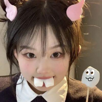 呆萌头像女生真人少女高清图片