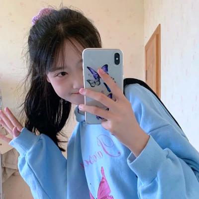 精选微信女生真人头像
