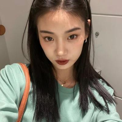 女生微信头像，好看到犯规！