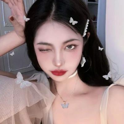 精选微信女生真人头像
