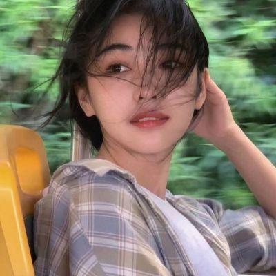 干净的优质女头真人图片
