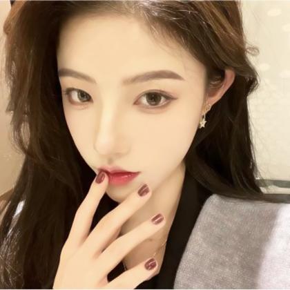 高级干净妆容精致女生头像,高清画面干净又精致的女生头像图片