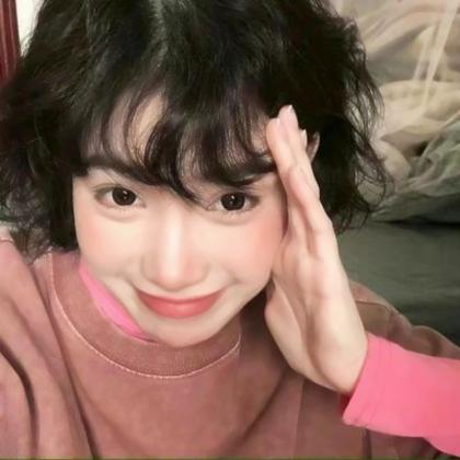 女生头像清新高级小众真人图片
