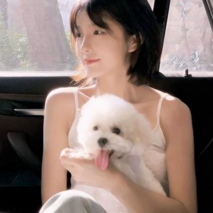 干净女生头像真人小众高清图片
