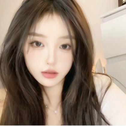 高级干净妆容精致女生头像,高清画面干净又精致的女生头像图片