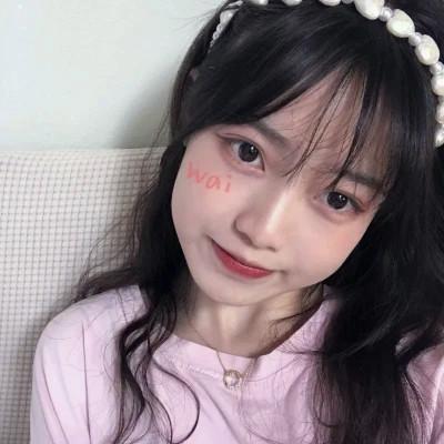 精选微信女生真人头像
