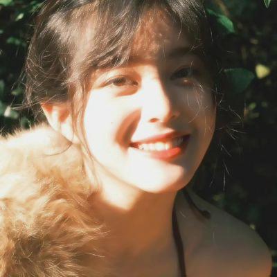网络精美女生头像 高清好看的网络图片头像女生专用真人