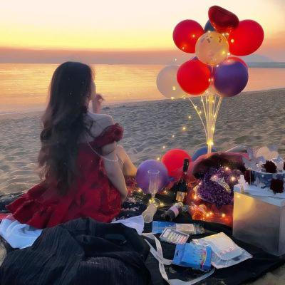 海边夕阳浪漫背影头像女生唯美漂亮图片