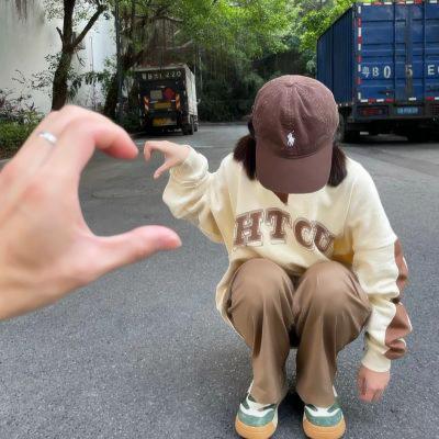 情侣头像浪漫甜蜜一人一半真人高清图片