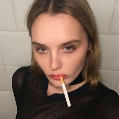 高级质感ins女头欧美高清图片