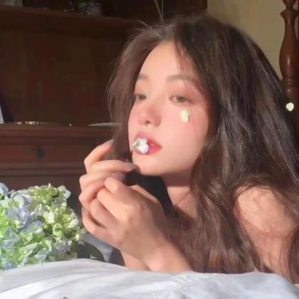 女生头像ins高级感御姐图片,可直接取图