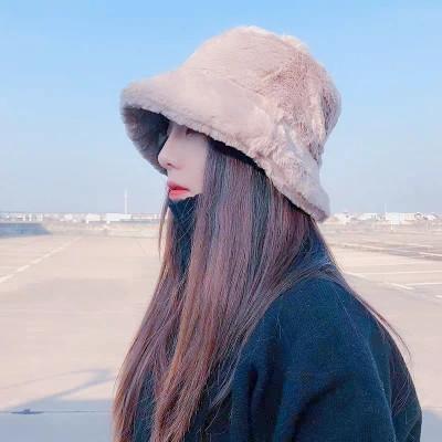 戴帽子的最新女头像图片
