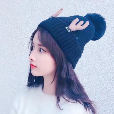 戴帽子的最新女头像图片