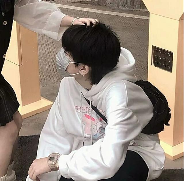 情侣头像可爱搞怪情头一左一右图片
