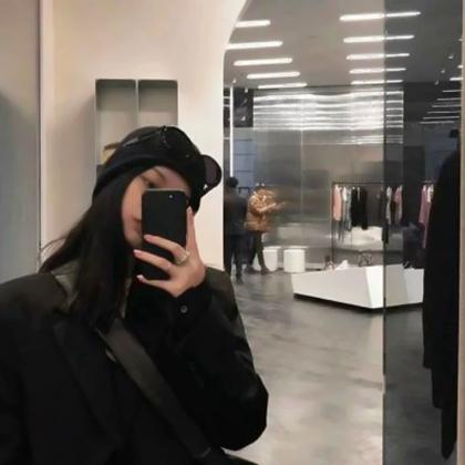 比较吸引人的头像女 高清漂亮让人一看就想加的头像女生图片
