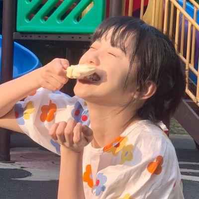 现代头像女生真人qq图片