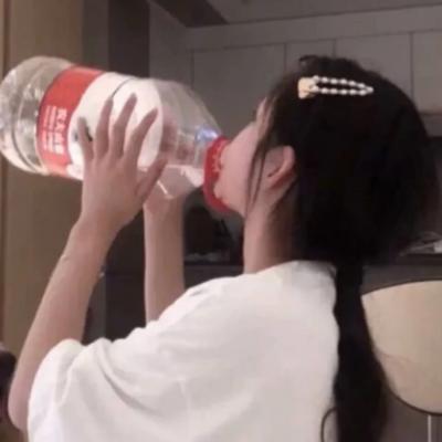 情侣头像可爱搞怪情头一左一右图片