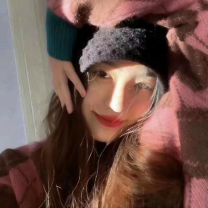 头像好看女生精致,高清亮眼的精致女生头像图片