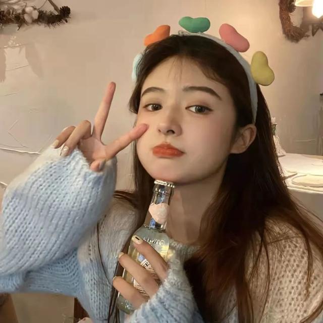 现代头像女生真人qq图片