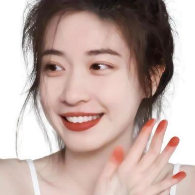 头像高级感女生真人笑容灿烂图片