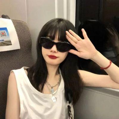 优质网红女生头像,高清好看的ins高级女生优质头像图片