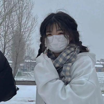 微信真人ins风恩爱情头图片