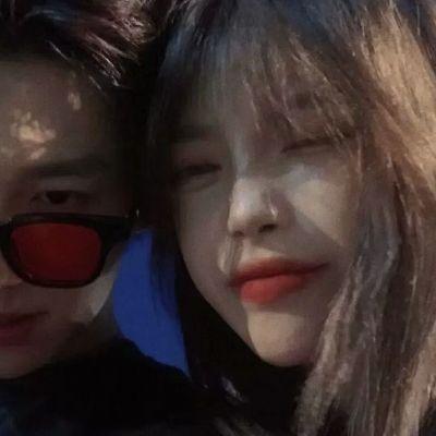 微信真人ins风恩爱情头图片