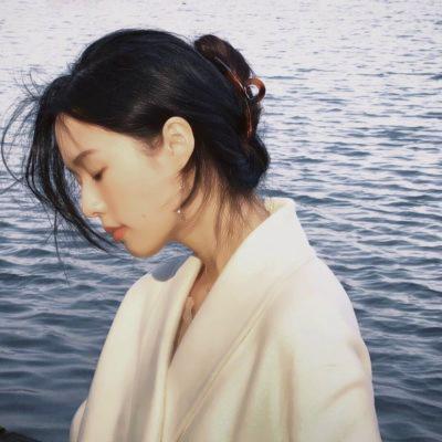 氛围感拉满!图片氛围感女生头像