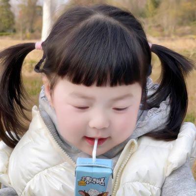 可爱呆萌情头一左一右搞怪图片