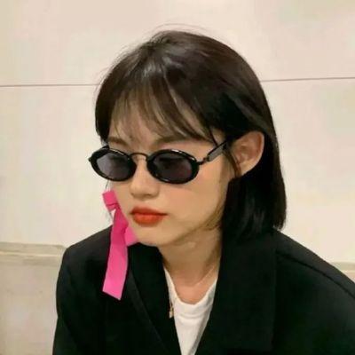 优质网红女生头像,高清好看的ins高级女生优质头像图片