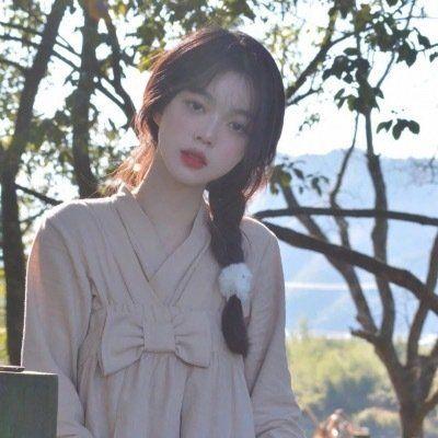 清新意境唯美女生阳光头像图片