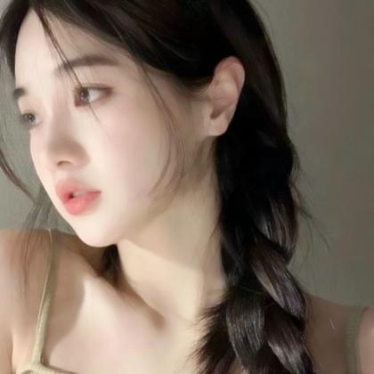 女生高端大气上档次头像 高清衣服很少但很高档的女生图片