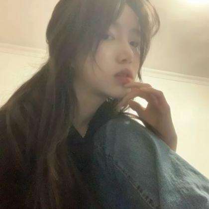 女生头像真人真实小众高清图片