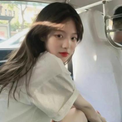 超可爱单人女生头像干净高清图片