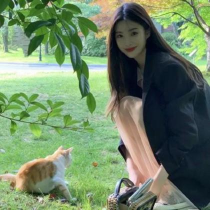 ins绿色系女生头像真人高清图片