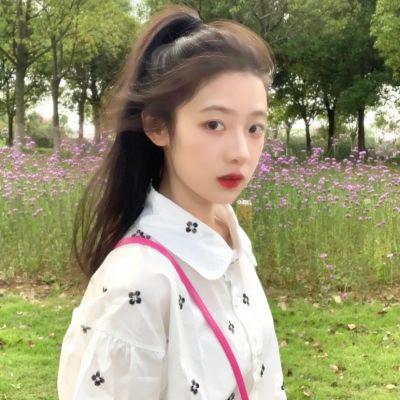 女生真人头像高质量清晰
