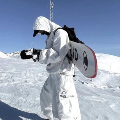 滑雪头像男,高清帅气的穿滑雪服男生头像图片