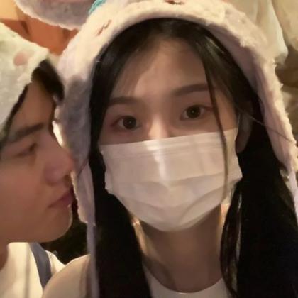 扣扣情侣头像独一无二高清真人图片