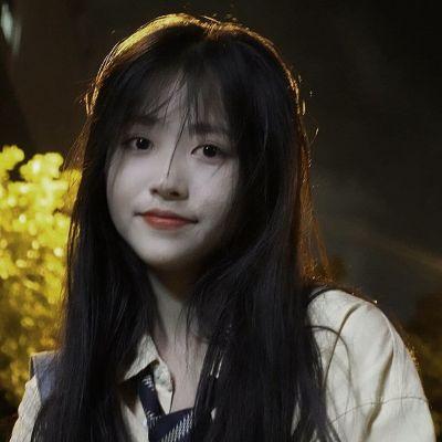 qq网络图片头像女生 高清好看的网络潮流头像女生