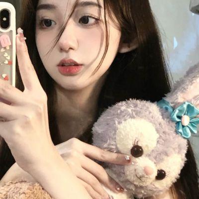 qq网络图片头像女生 高清好看的网络潮流头像女生