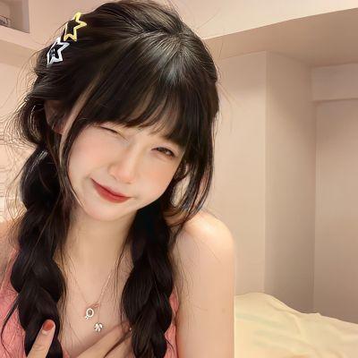 qq网络图片头像女生 高清好看的网络潮流头像女生