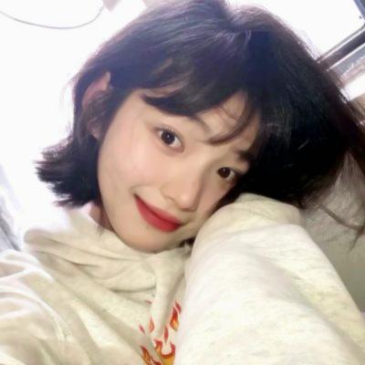 甜蜜真人头像女生可爱高清图片
