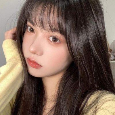 ins超温柔的单人青春女生头像图片