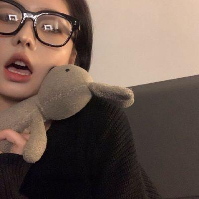 emo女生头像,高清抑郁的Emo专用女头图片