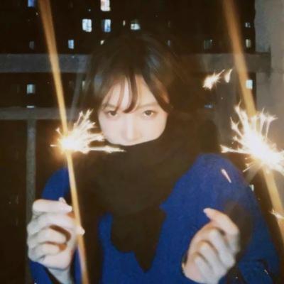 少见稀有女生头像真人好看高清图片