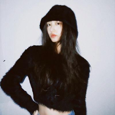少见稀有女生头像真人好看高清图片