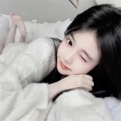 情侣头像抖音一左一右，让你们的甜蜜瞬间触手可及！