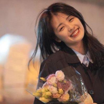 氛围感拉满女生头像,高清好看的氛围感头像女生意境唯美图片