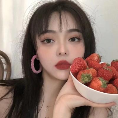 网上最火的头像女,高清最火微信头像女生专用新款图片